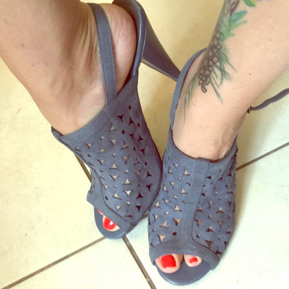Fiona Women’s Blue Suede Slingback Peep toe heels